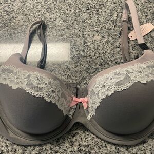 Elegant Gray and Pink Lace Victoria’s Secret Bra with Molded Cups